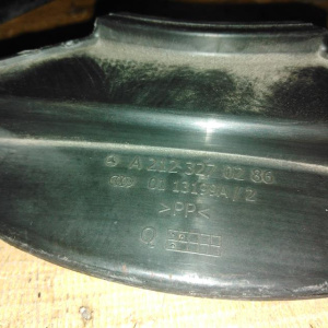 Пыльник амортизатора Mercedes W212/S212 E-Class F пара A2123270286
