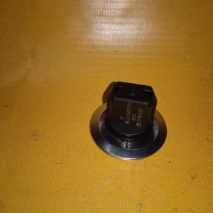 Кнопка пуска двигателя Mercedes E-Class W204/W207/W212 START-STOP A2215450714