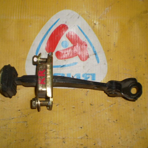 Ограничитель двери Honda Stream RN1 зад, прав