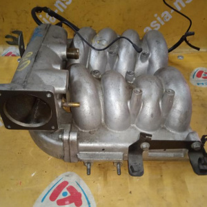 Коллектор впускной Land Rover 94D Discovery LT/L318 '1998-2004 4.0 V8 верх LKB000320