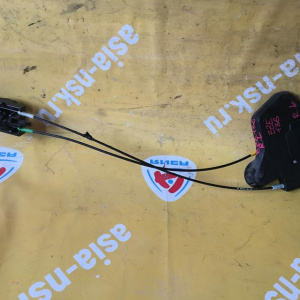 Замок двери Toyota ZZE136 Voltz зад, лев