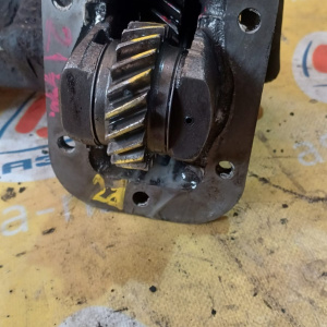 Коробка отбора мощности Isuzu Bighorn 4JB1 (21 зуб косых главн.шест.) крепл. на 6 болтов