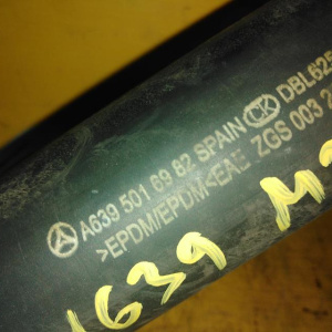 Патрубок радиатора Mercedes A6395016982 V-Class W639 M272E35/272.978 '2008 в F V350 3.5L верхний