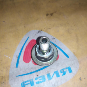 Регулятор давления топлива Toyota 0272 / 23270-73010 Camry Gracia/Mark II SXV20/GX100/EXZ10/SV40/ST190 3S-FE/4S-FE/5S/1G/5E вкручивается в подачу топл