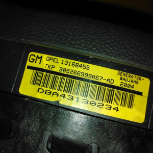 Подушка безопасности Opel Astra H A04 '2004 с зарядом, 1 фишка, 3 спицы DBA 13168455