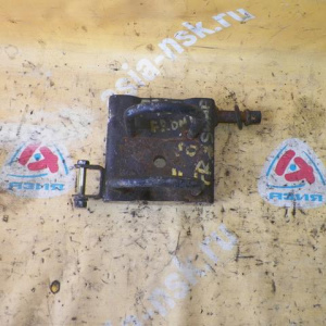 Стремянка рессоры Daihatsu Rugger F76 F