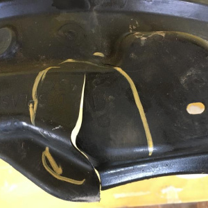 Подкрылок MITSUBISHI Outlander CW5W перед, прав дефект 5370A072