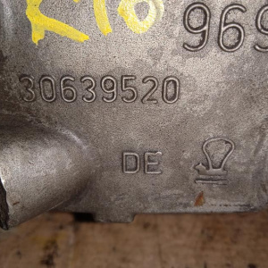 Суппорт Volvo CZ/CT XC90 '2003-2014 перед, лев R16 30639520 8602739