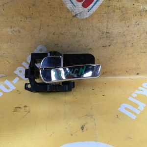 Ручка двери внутренняя Nissan Dualis NJ10 L внутренняя 80671JD08449