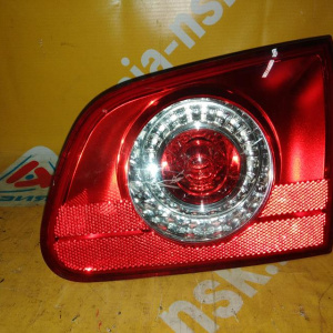 Стоп Volkswagen Passat B6/3C5 '2005-2010 R Универсалс, в дверь багажника, с противотуман. фонарём, правый руль 3C9945094A