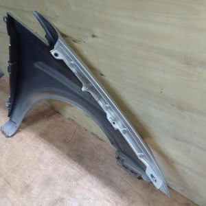 Крыло Mercedes Viano W639 '2007 перед, лев MB9744 Brillantsilber A6396305307