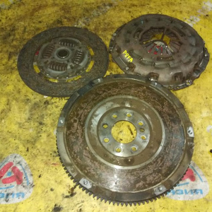 Маховик Ford P8FA/SRFA Transit 6 TT9 '2006-2014 2.2 TDCi 2WD 5MT с корзиной и диском 1463032