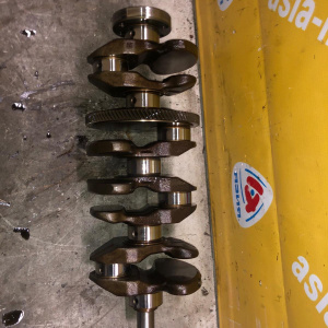 Коленвал Mazda L3-VDT CX-7 по диагонали 102 мм., диаметр 52/52 мм. L3K9-11-300A