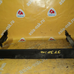 Рамка радиатора BMW 3-Series F30 N47D20C 17117600536