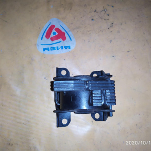 Подушка двигателя Nissan EM61 Leaf ZE0 зад. R 11320-3NA0A