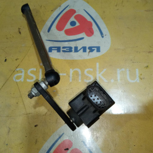 Датчик уровня кузова BMW 5-Series E60 перед, прав спереди справа 1093697 37146784696