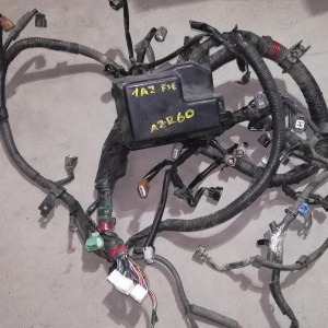 Коса ДВС Toyota 1AZ-FSE Noah AZR60 передний привод cvt  без компа