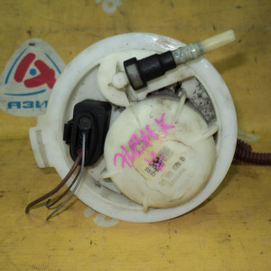 Крышка топливного насоса Volkswagen Touareg 7L6 BHL/BHK/BAR FSI Левый Фланец с топливным фильтром L 7L6919679D '2007