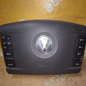 Подушка безопасности Volkswagen Touareg 7LA/7L6 '2002-2010 вод.мультируль 7L6880201EG  (с зарядом) 7L6880203B2K7