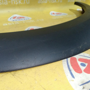 Накладка на крыло Mini 51131505868 Cooper R50/R52/R53 '2006 зад, прав дефект одного крепления, царапины