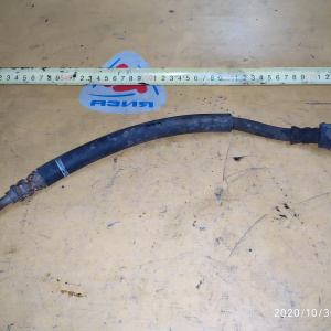 Шланг топливный Toyota 90923-01398 Mark II GX90 1G-FE соединение топливопровода между двс и кузовом