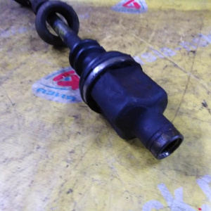 Привод Renault KC Kangoo K4M753 перед, прав ABS 4AT DP0 (дефект демпфера) '1997-2007 8200613818
