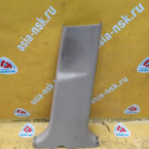 Накладка средней стойки Toyota Harrier GSU30 R н 62413-48020