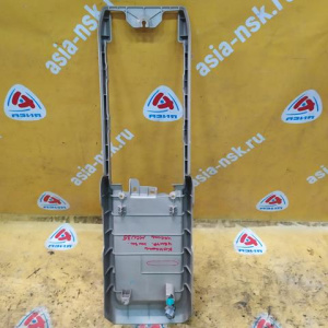 Консоль между сидений Toyota 58834-48030 Harrier GSU30