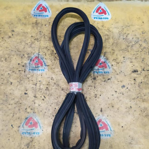 Уплотнительная резинка дверей Toyota Harrier GSU35 R двери багажника