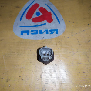Датчик температуры впускного воздуха Toyota 1KD/3C-TE Land Cruiser Prado/Hilux Pick Up/Gaia CXM10 стоит перед заслонкой 89424-60010