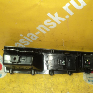 Пульт стеклоподъемника Chevrolet Cruze J300 перед, лев LHD 13305373