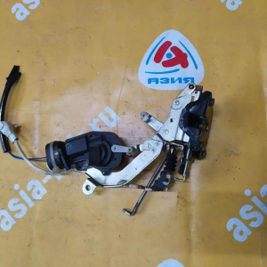 Замок двери Daihatsu J100G Terios перед, прав