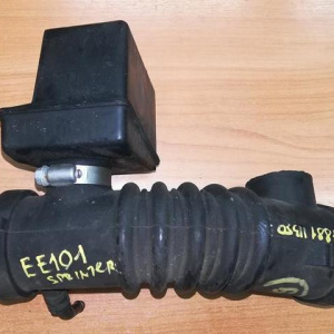 Гофра впускного коллектора Toyota 4E/5E Corolla EE101 резиновая 17881-11350