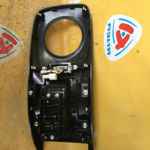 Консоль кпп Nissan 969ZW 3NA0A Leaf ZE0 '2009-2014