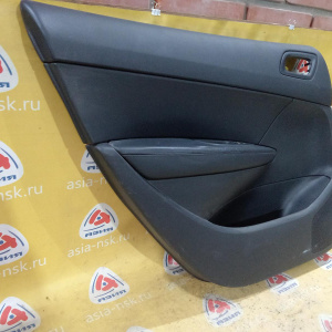 Обшивка двери Peugeot 308 T7/4C зад, лев Hatchback кожа