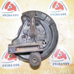 Ступица Toyota ST190/ST191/ST210/AT191/AT210 Caldina/Carina/Corona зад, лев 2WD Без ABS.Дисковые тормоза.Голая без диска и суппорта и колодок. 42305-20150.