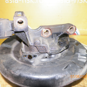 Ступица Toyota ST190/ST191/ST210/AT191/AT210 Caldina/Carina/Corona зад, лев 2WD Без ABS.Дисковые тормоза.Голая без диска и суппорта и колодок. 42305-20150.