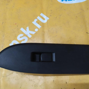 Пульт стеклоподъемника Suzuki Vitara TD54W перед, лев