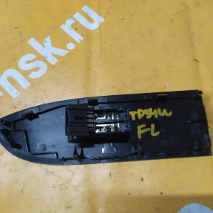 Пульт стеклоподъемника Suzuki Vitara TD54W перед, лев