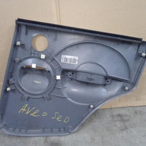 Обшивка двери Chevrolet Aveo '2002-2008 T200 зад, лев Hatchback 5D LHD 96537525