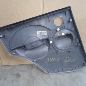 Обшивка двери Chevrolet Aveo '2002-2008 T200 зад, прав Hatchback 5D LHD 96537526
