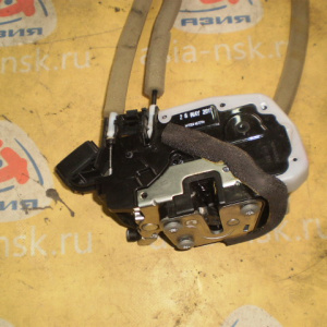 Замок двери Nissan L33 Teana RHD (4 контакта) перед, прав