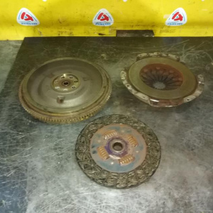 Маховик Great Wall 4G69S4N Hover H5 '2010- 2.4 16V 4WD 5MT с корзиной и диском