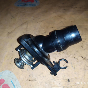 Корпус термостата Honda R40 / 32110-PEL-902/19301-R40-A01 Accord CU2 K24Z3 крышка