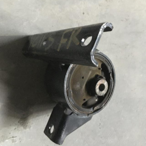 Подушка двигателя Suzuki M15A SX4 YA11S перед, прав