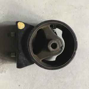 Подушка двигателя Suzuki M15A SX4 YA11S R