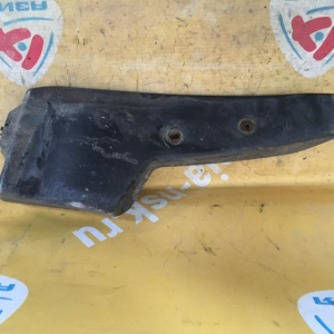 Подкрылок Mazda Demio DW3W зад, прав D201 50 340