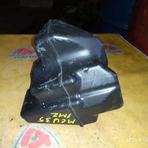 Гофра впускного коллектора Toyota 1MZ-FE Harrier MCU35 пластик между гофрами на заслонку 17893-20080