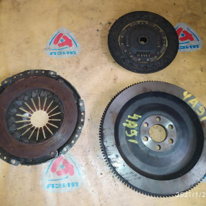 Маховик Mitsubishi 4A91 Colt CY2A/CX2A 2WD m/t + корзина ( диаметр диска 200 мм. ) ( 346 )