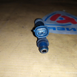 Форсунка Toyota 2UZ-FE Land Cruiser UZJ100 '1998-2002 23250-50040 / 23209-50040